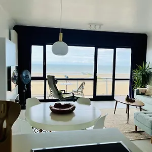 Panoramic Seaview With Free Private Garage Apartment