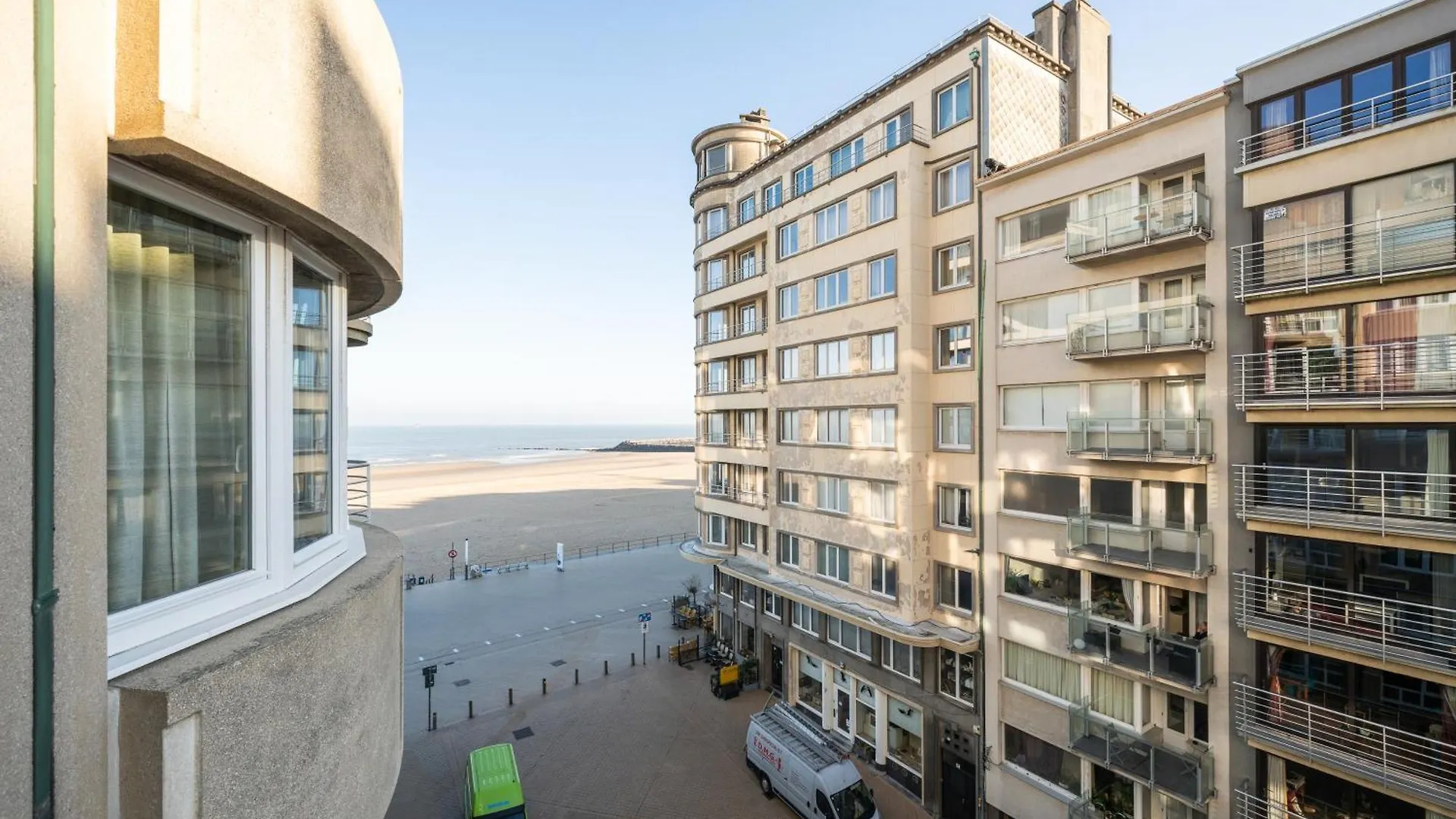 Apartment Luxe Comfort App Met Zijdelings Zeezicht En In Centrum Ostend Belgium